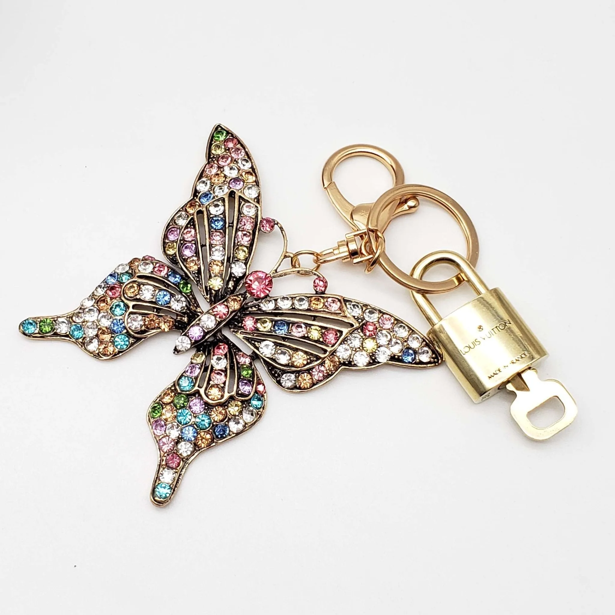 100%  Louis Vuitton Lock and Key with Unbranded Keychain, Keycharm, Bagcharm