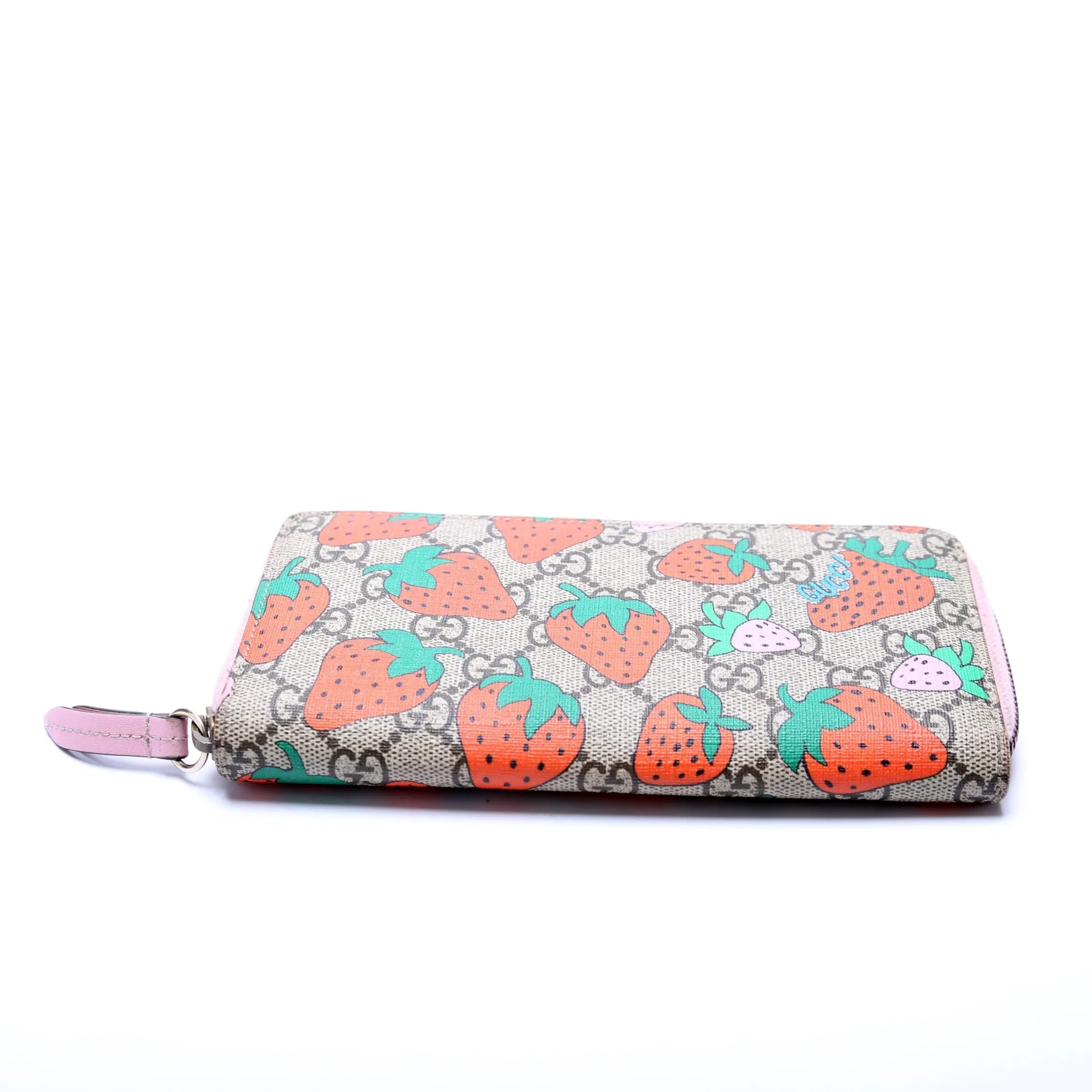 573865 Gucci Supreme Strawberry Zip Around Wallet
