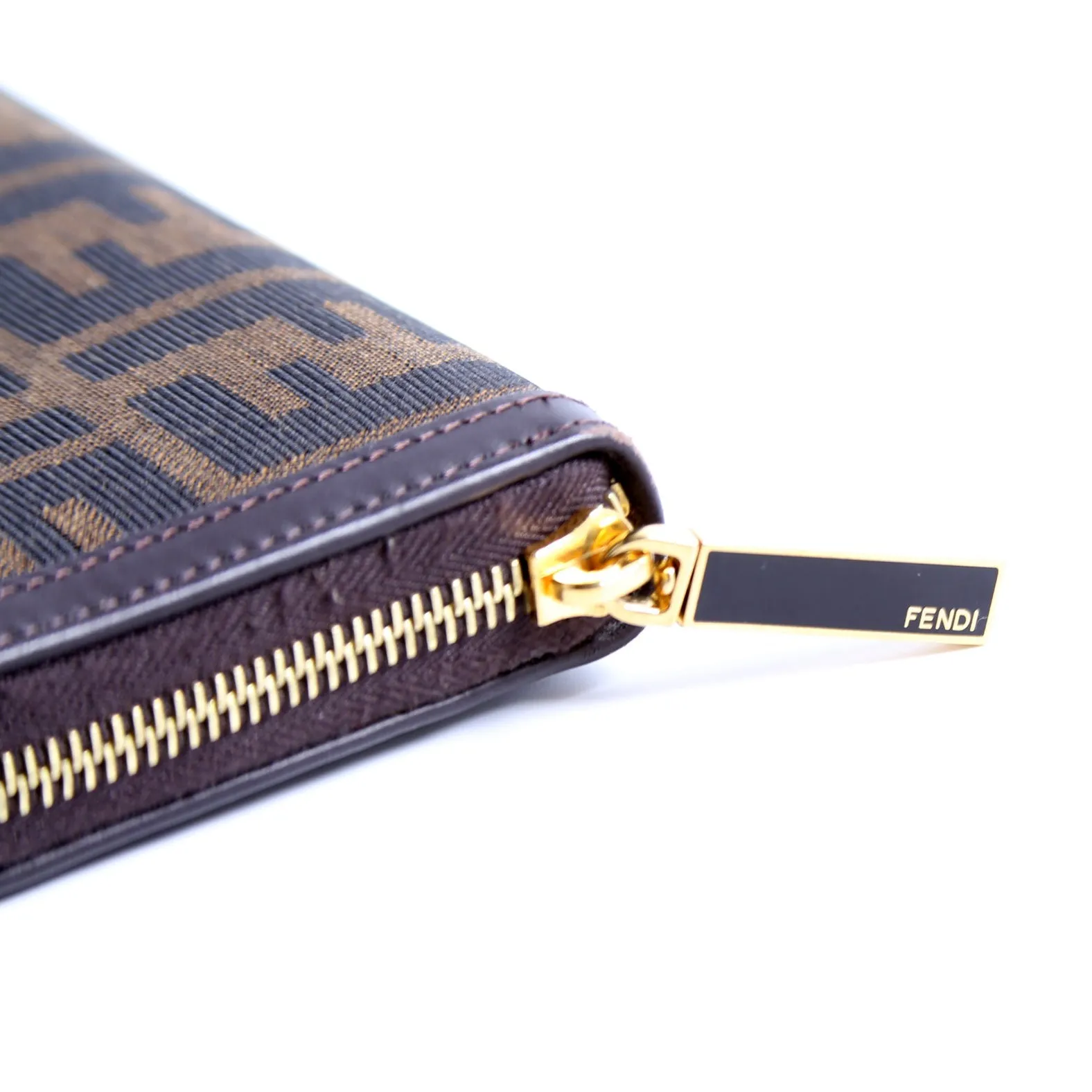8M0299 Zucca Fabric Zip Around Wallet Brown