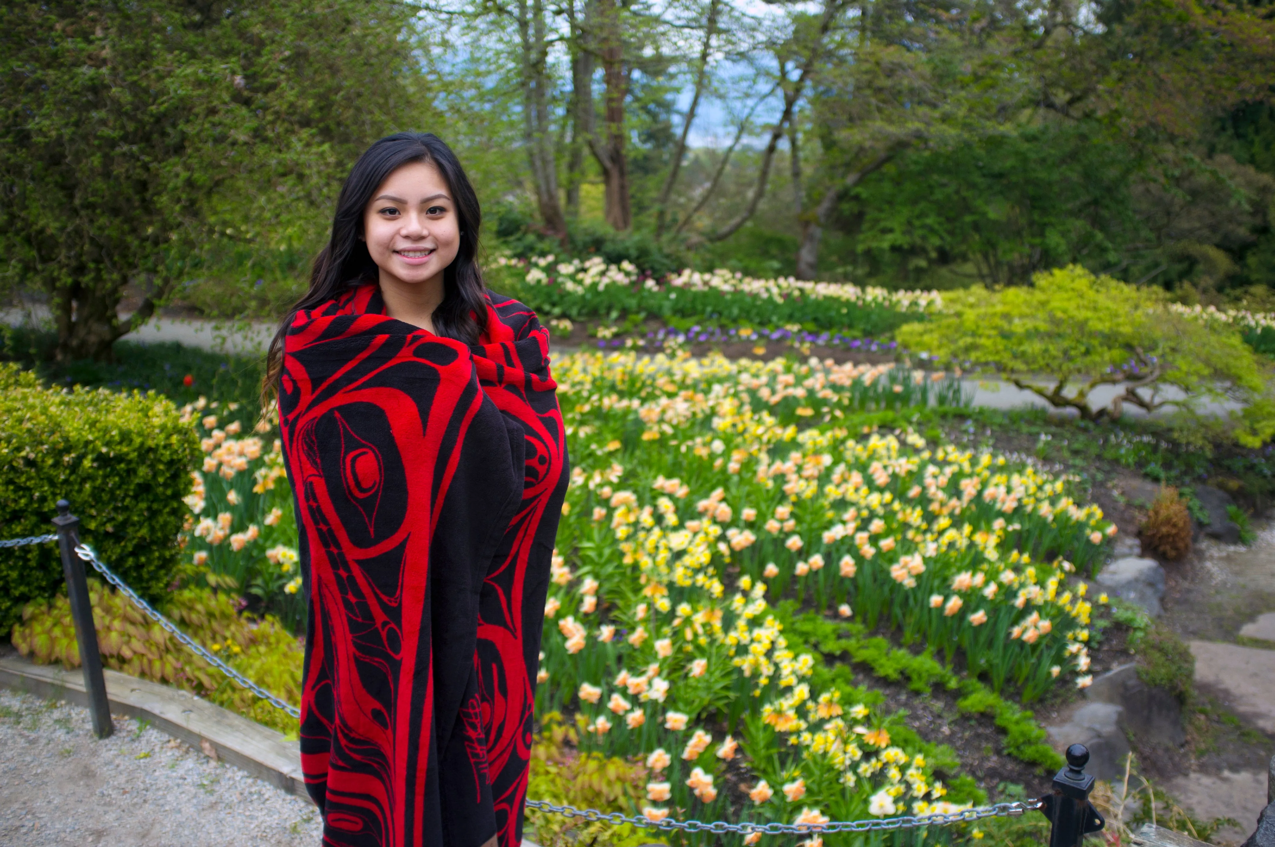 Bill Helin© "The Raven" Velura Throw Blanket -Tsimshian