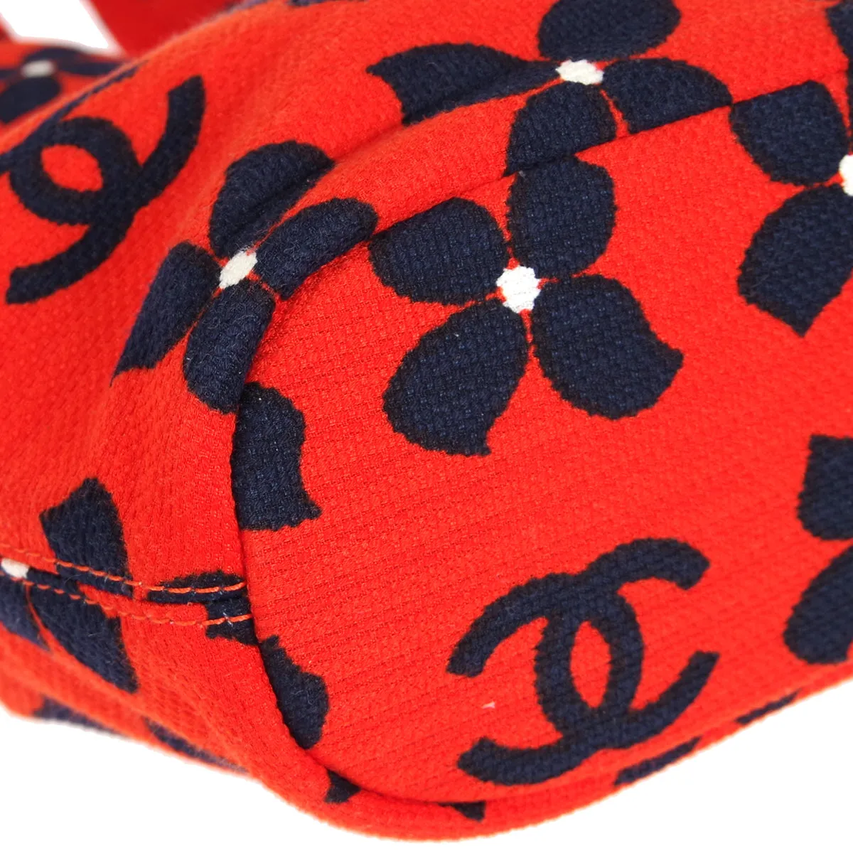 CHANEL 2001-2003 Floral-printed Handbag Red 27383