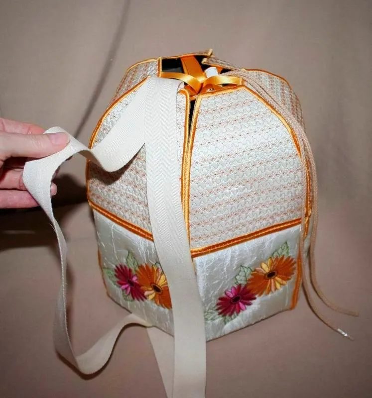 Gerbera Back Pack