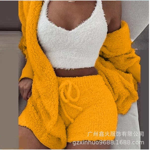 HOC Winter Plush Home Wear, Casual 3Pcs Pajamas Long Sleeved Shorts Sports Set