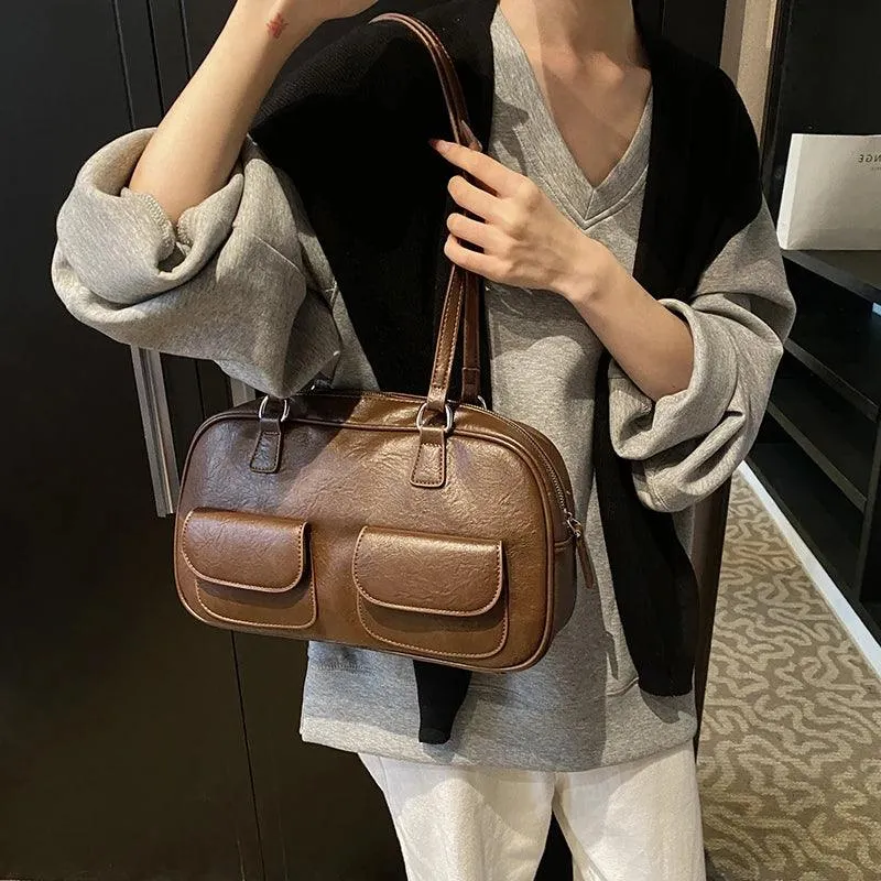 Large Shoulder Bags Zipper Women Leather Retro Flap Outer Pockets Soft Handbags