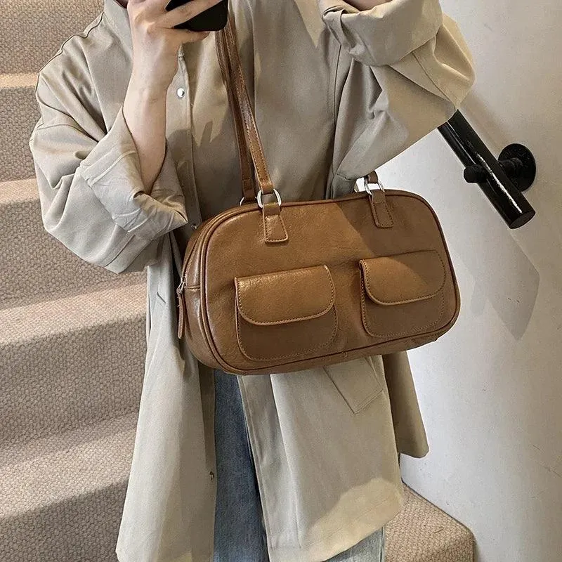 Large Shoulder Bags Zipper Women Leather Retro Flap Outer Pockets Soft Handbags