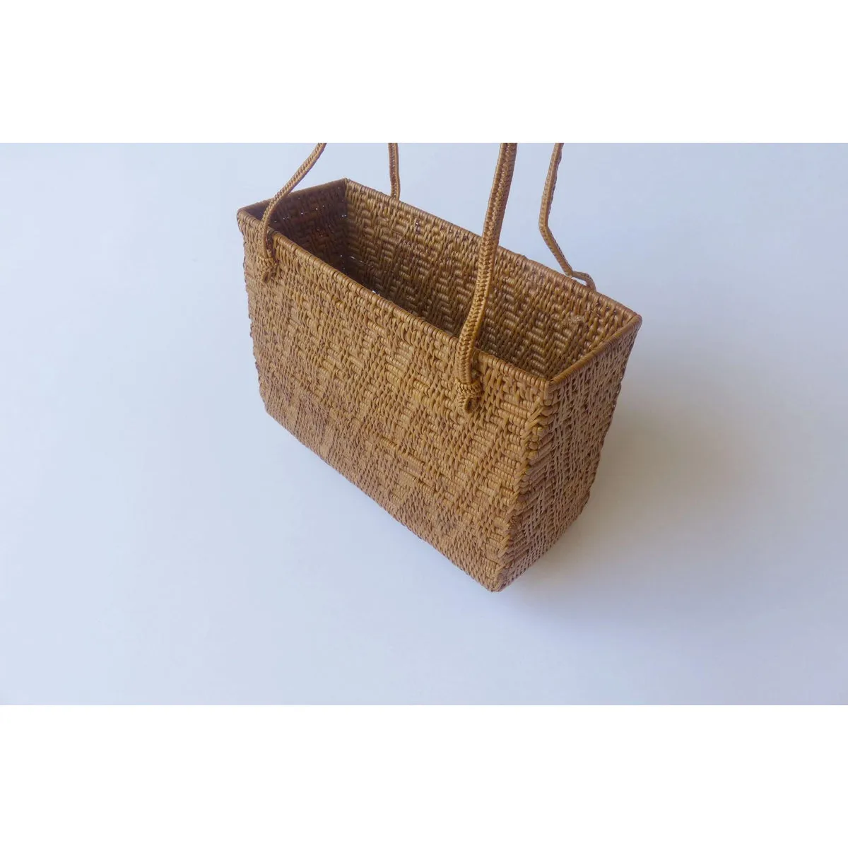 Simple Wicker Basket Bag