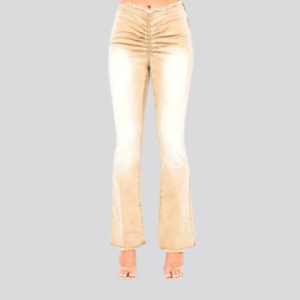 Trendy high rise jeans for ladies